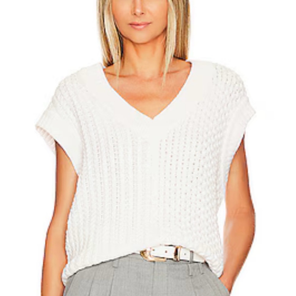 L’Academie - Hara V Neck Sweater Vest